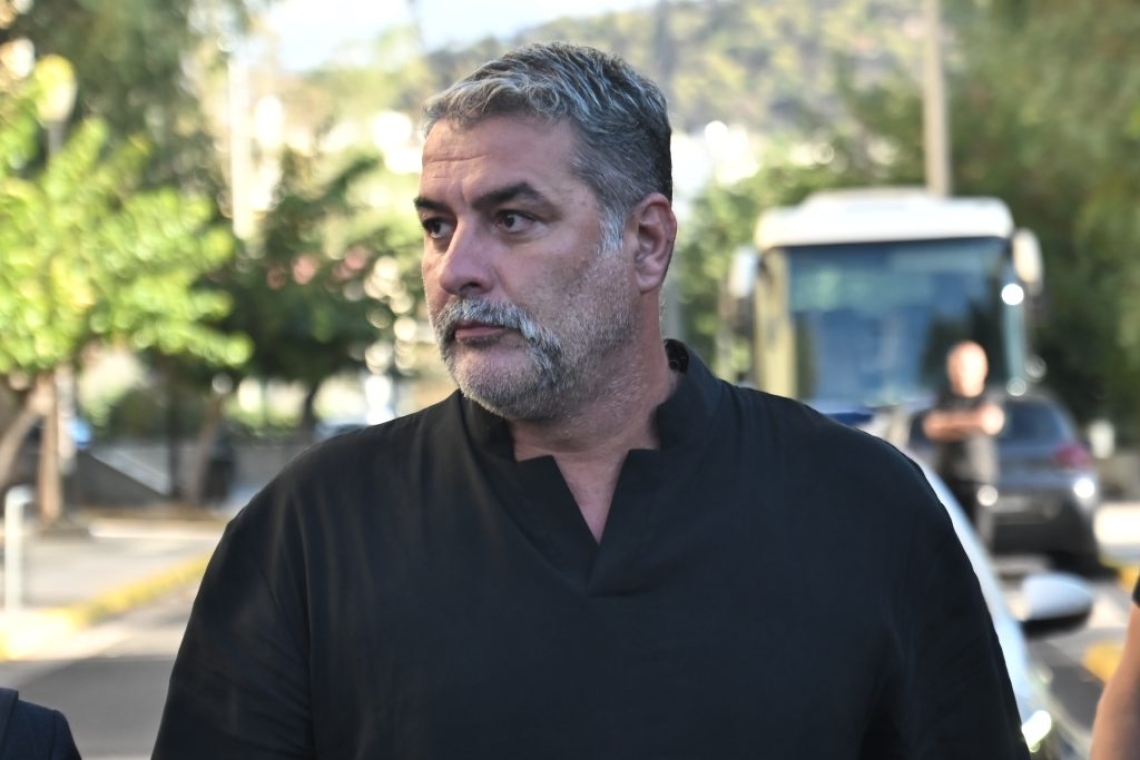 Βασίλης Μπισμπίκης: "Ζητώ συγγνώμη για το τροχαίο στη Φιλοθέη"